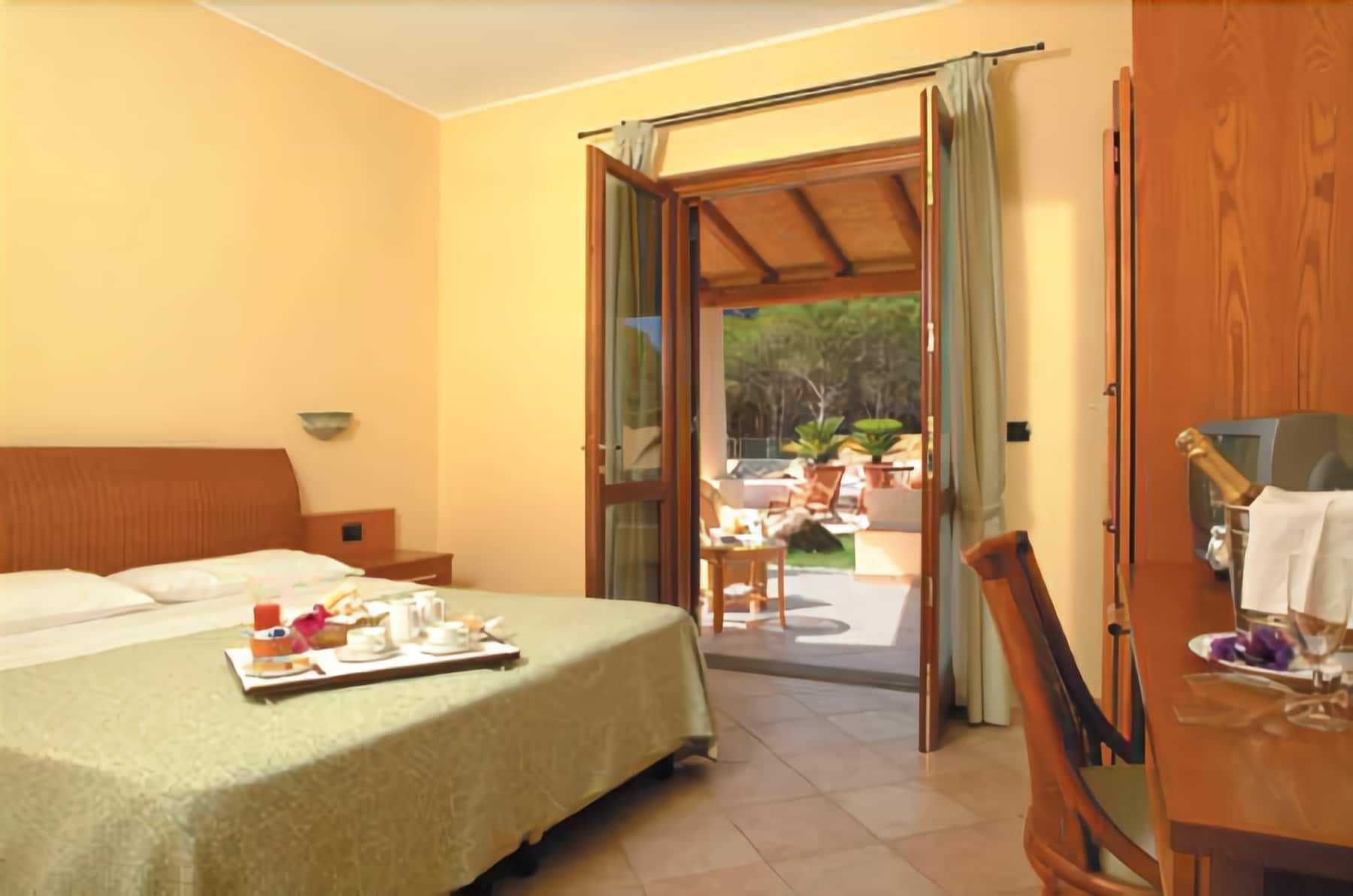 Фото Orsa Maggiore Hotel