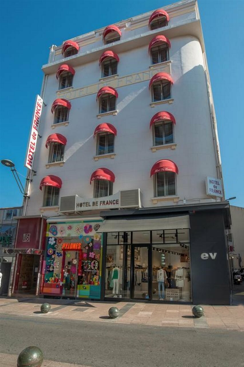 Фото Hotel De France