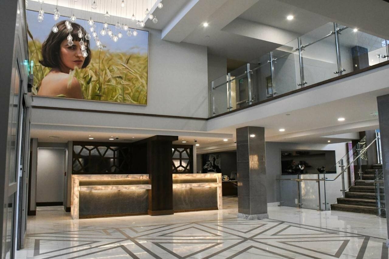 Фото The Kingsley Bloomfield Hills - a DoubleTree by Hilton