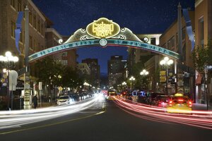 Гостиница Courtyard by Marriott San Diego Gaslamp/Convention Center