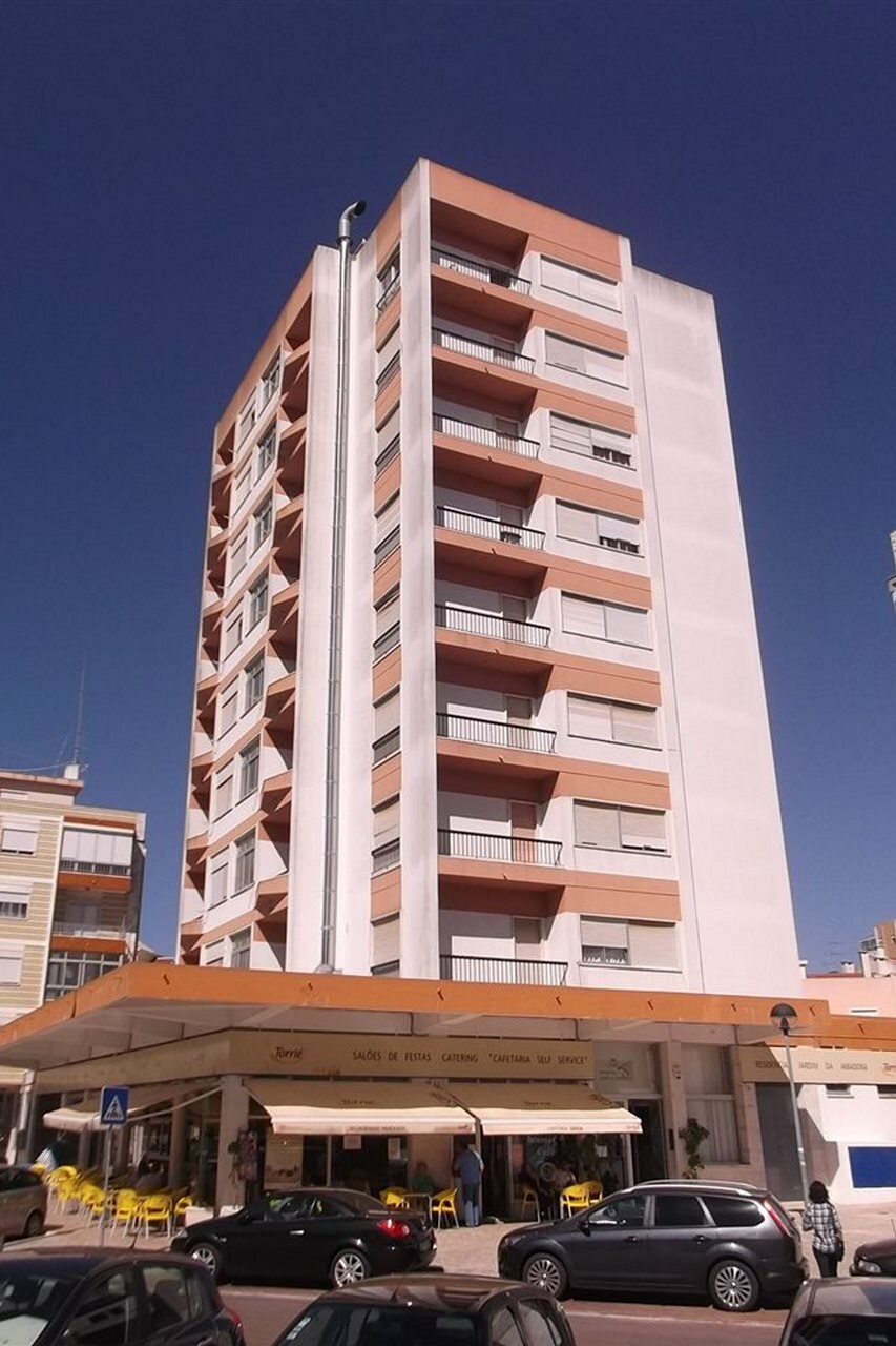 Фото Residencial Jardim da Amadora