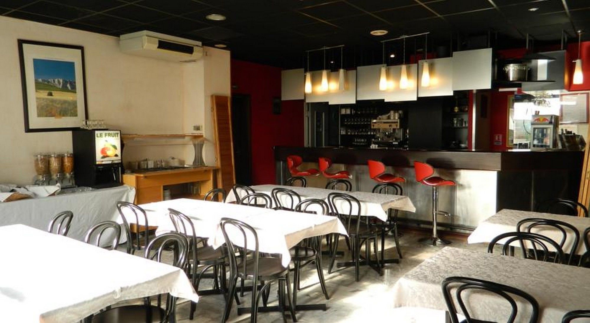 Фото Adonis Arc Hôtel Aix