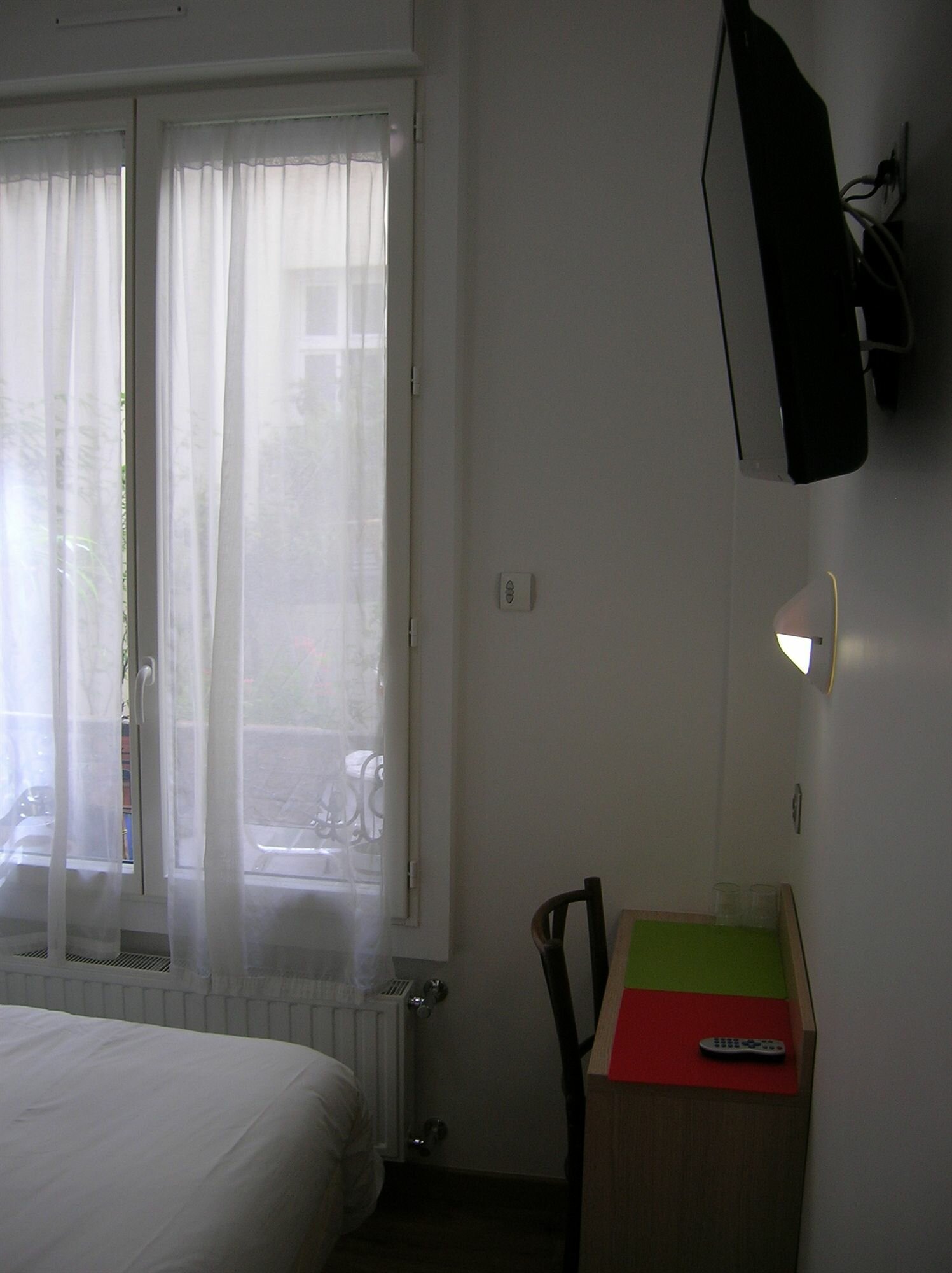 Фото Hotel Darcet Paris