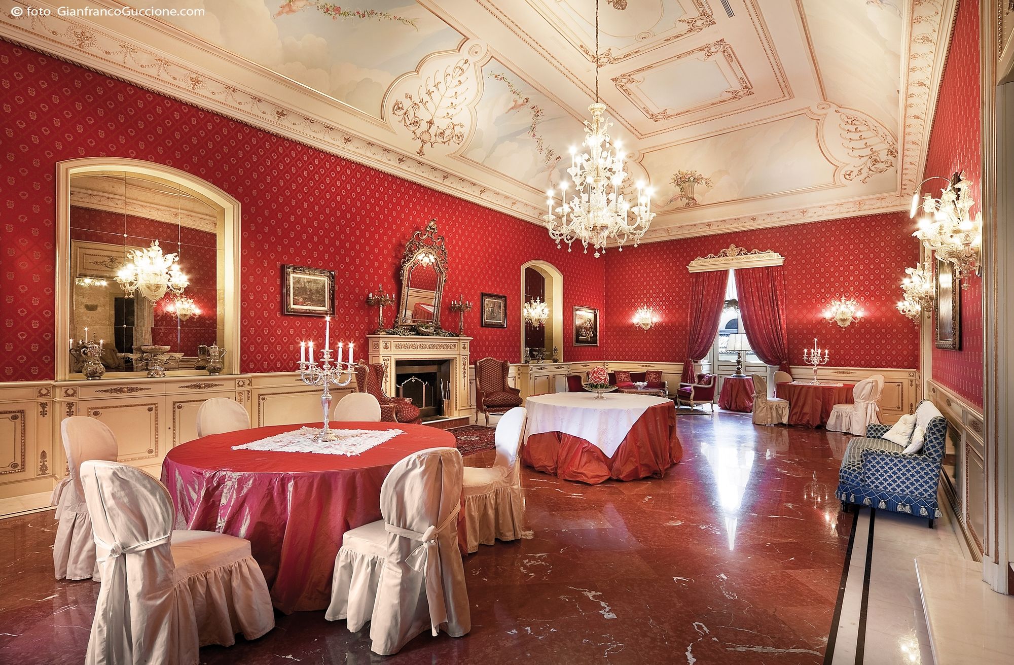 Фото Relais Antica Badia San Maurizio 1619