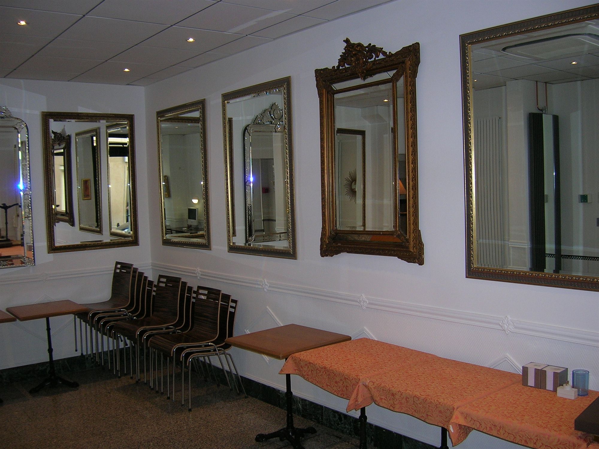 Фото Hotel Darcet Paris