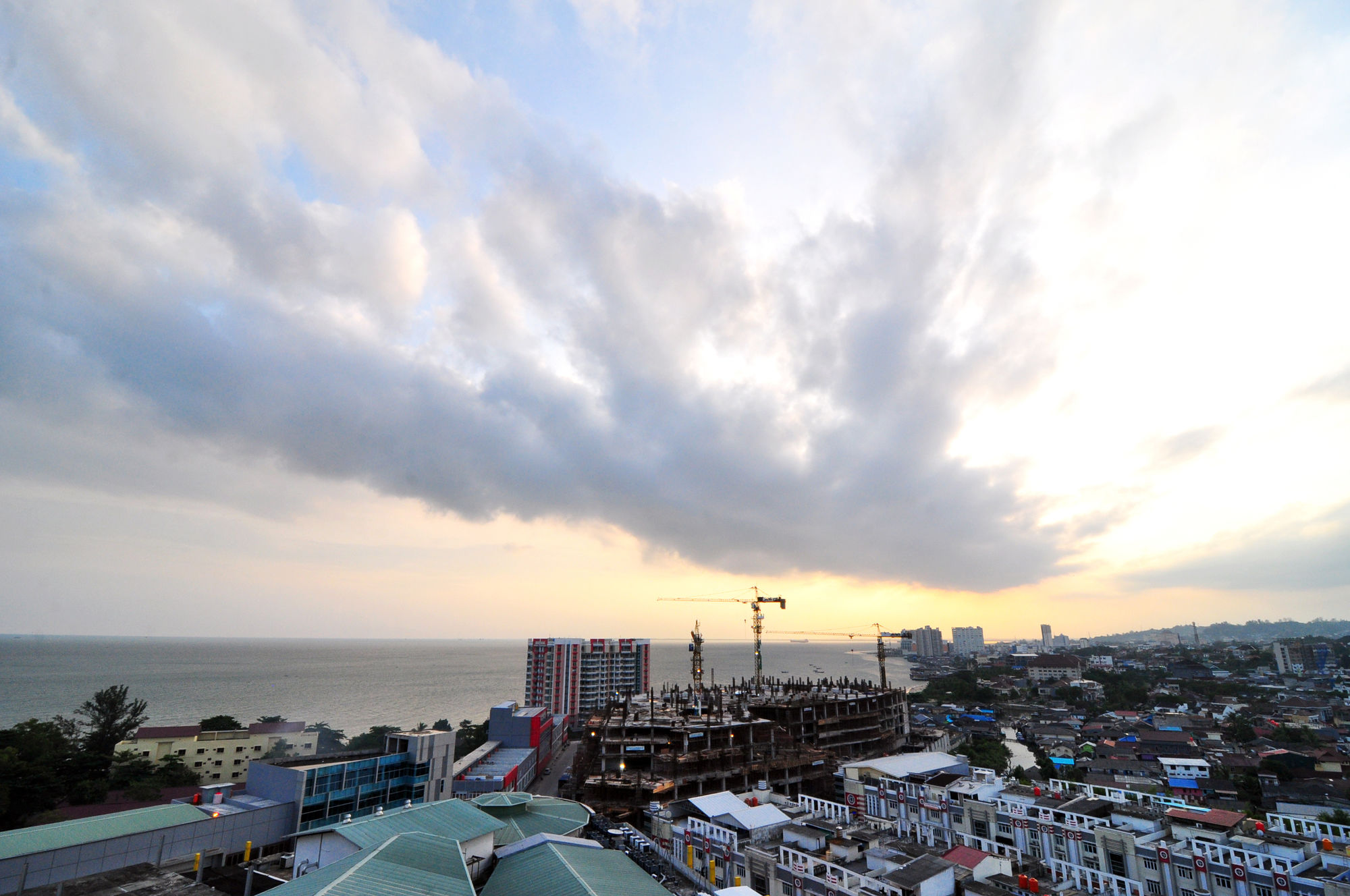 Фото Grand Jatra Hotel Balikpapan