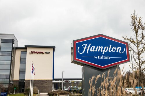 Внешний вид отеля Hampton by Hilton Exeter Airport в Ист-Девоне, фото 4