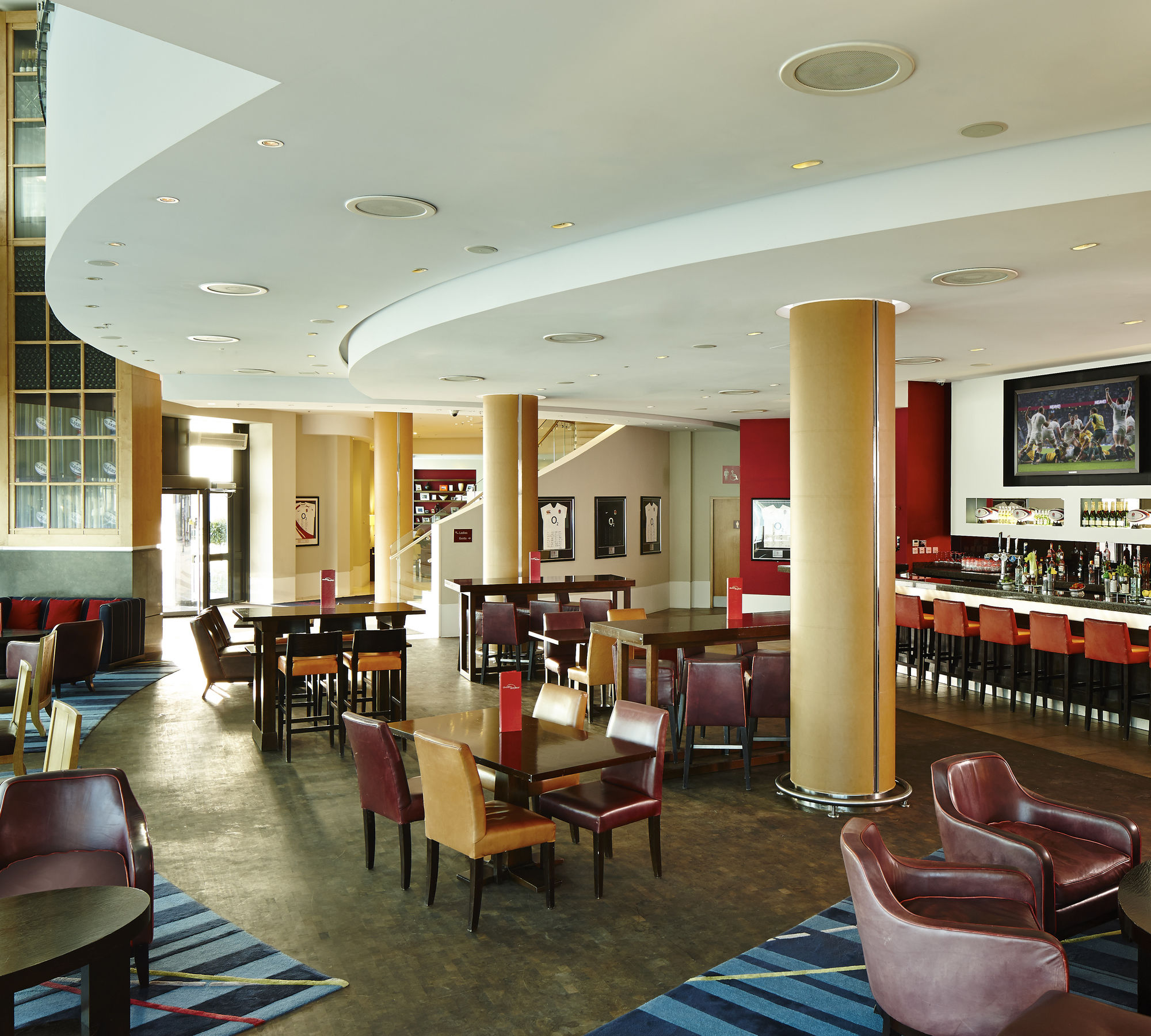 Фото Radisson RED London Twickenham
