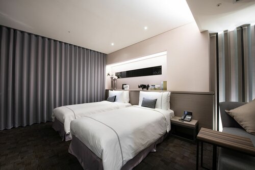 Гостиница Hotel reve Taichung в Тайчжуне