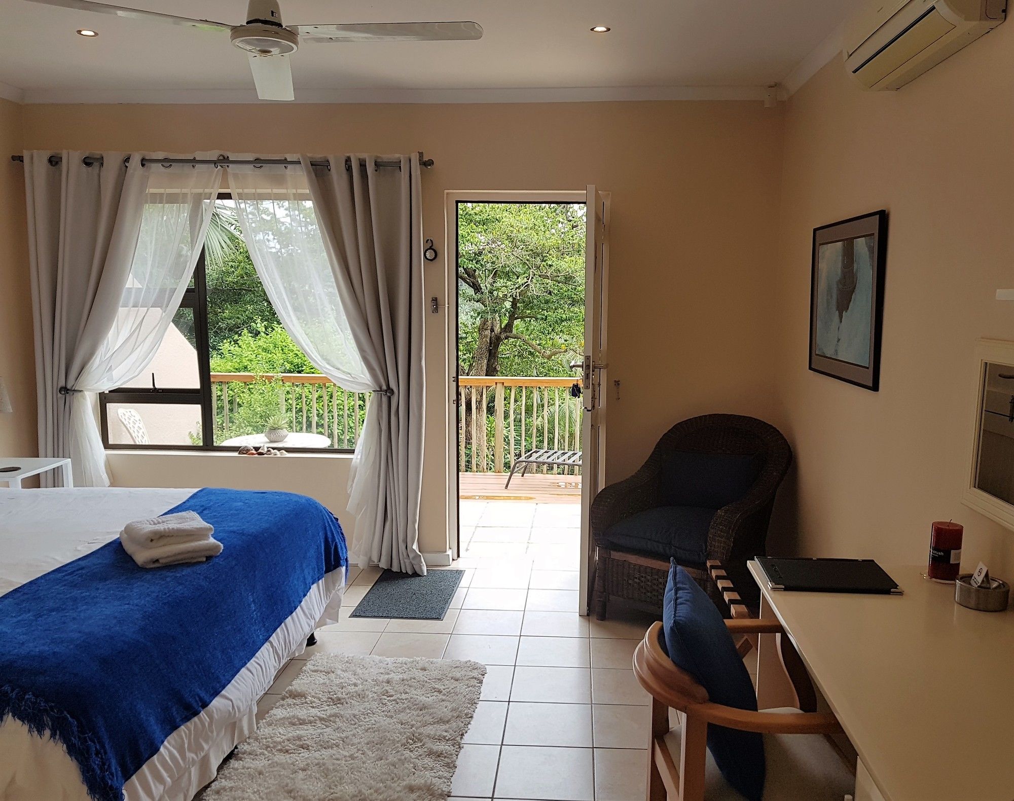 Фото Sunbirds B&b - Adults Only