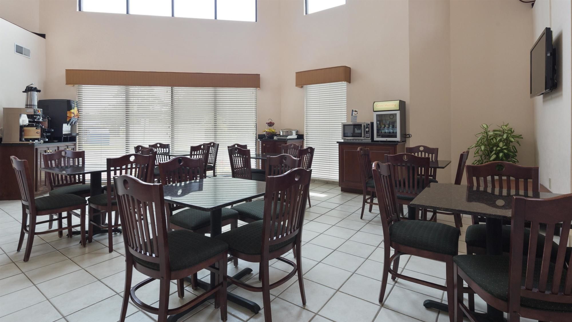 Фото Best Western Carowinds