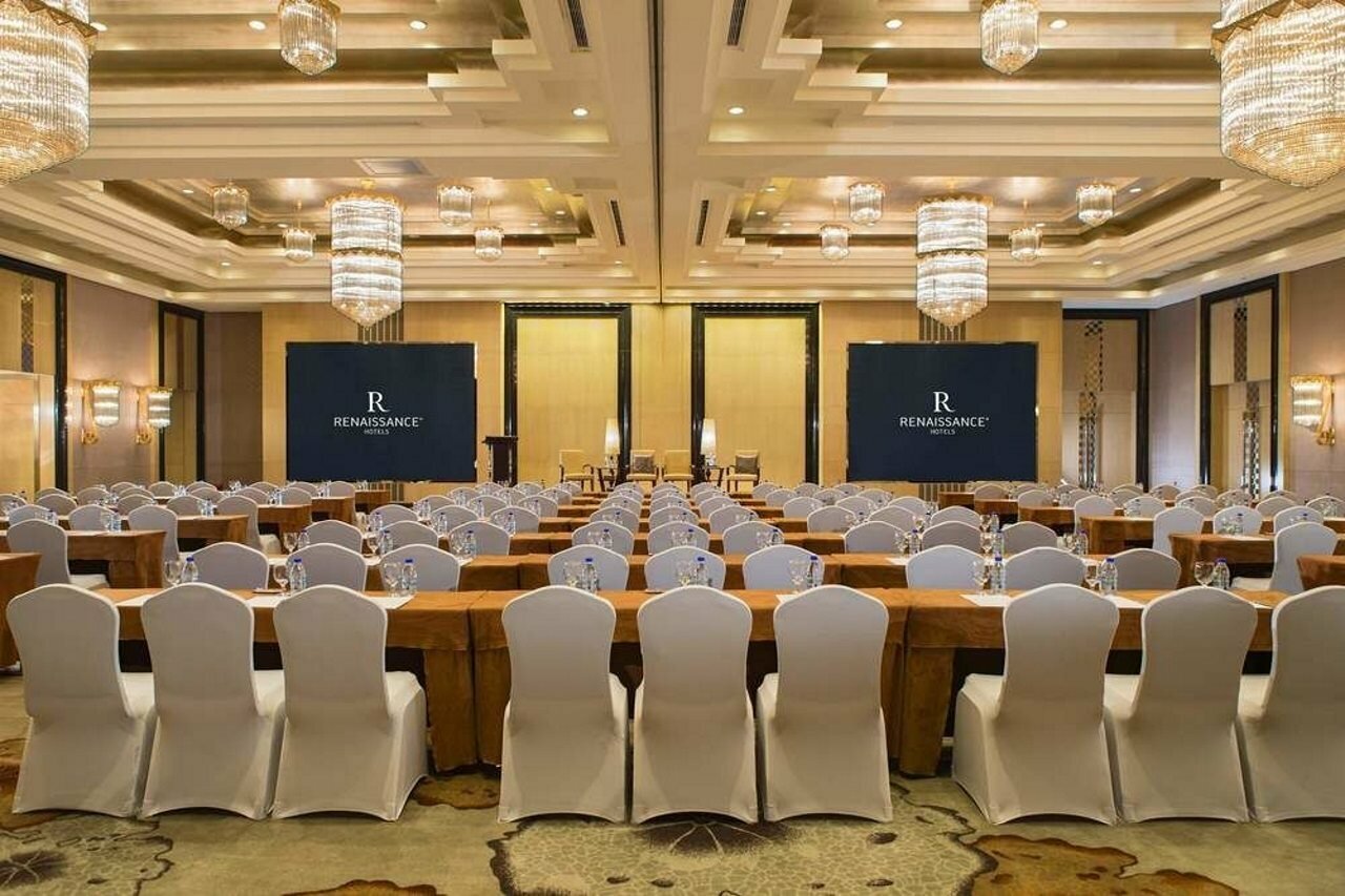 Фото Renaissance Shanghai Pudong Hotel