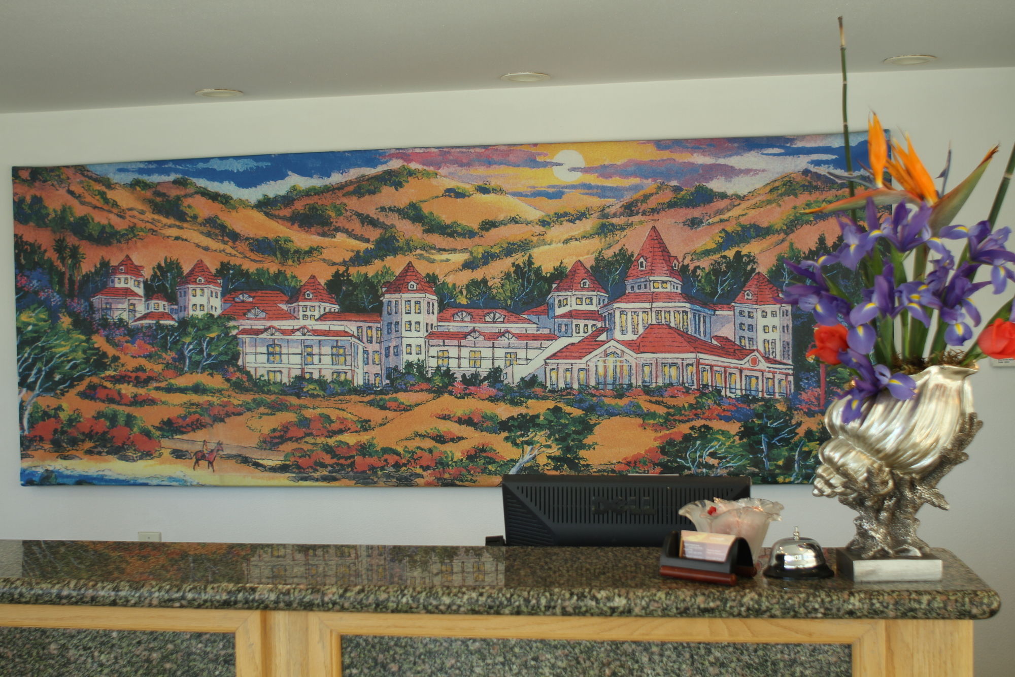 Фото Pacifica Beach Hotel