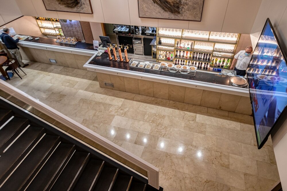 Фото Hotel Castilla Vieja