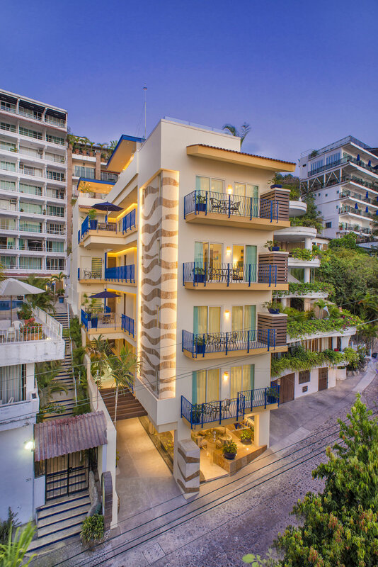 Гостиница V Azul Vallarta - Luxury Vacation Rental- Adults Only в Пуэрто-Вальярта
