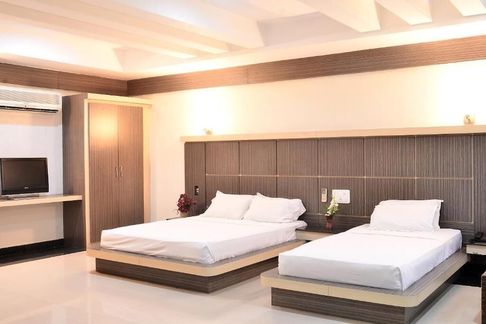 Фото Green Coconut Resort