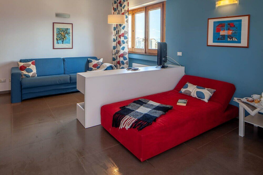 Фото Marbela Apartments & Suites