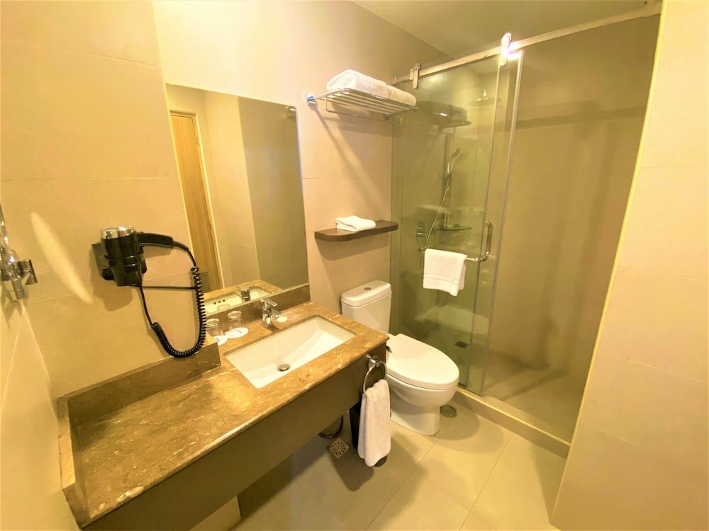 Фото One Pacific Place Serviced Residences
