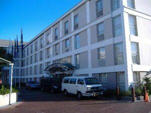 Гостиница The Portswood Hotel
