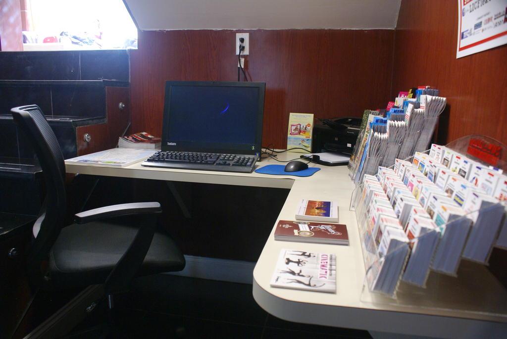 Фото Wyndham Garden Long Island City