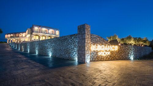 Гостиница Elegance Luxury Executive Suites - Adults Only