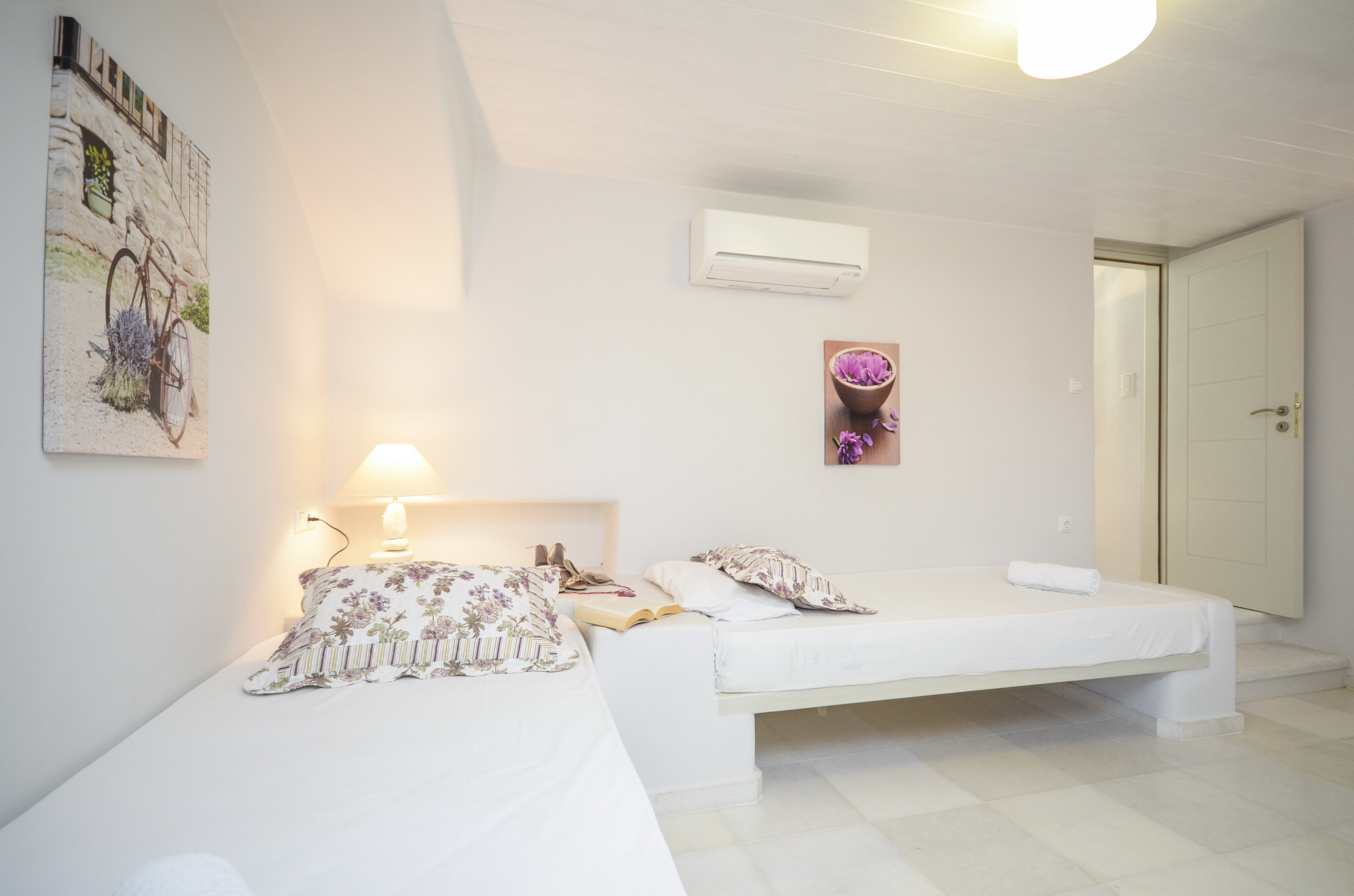 Фото Naxian Queen Luxury Villas & Suites