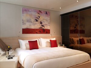 Гостиница Sunborn Gibraltar