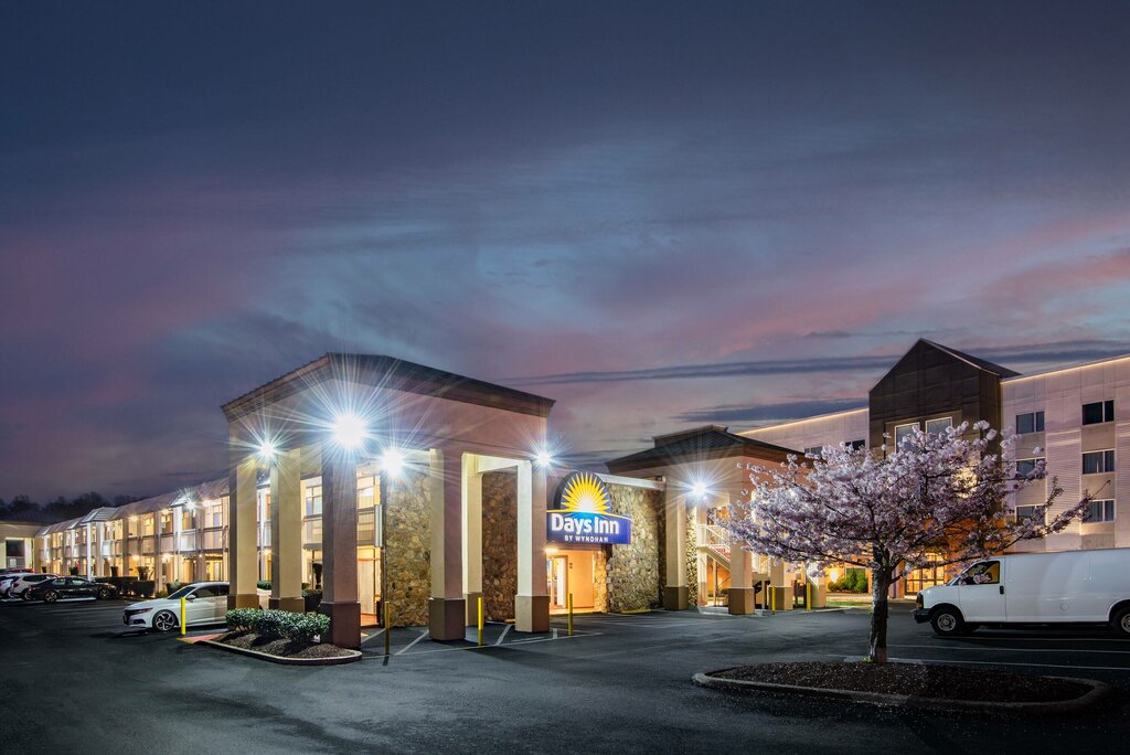 Hotel Super 8 Marianna, State of Florida, photo