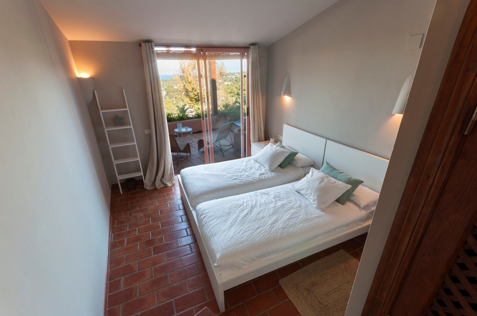 Фото Anemona