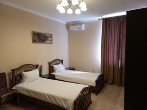Vremya est (derevnya Yekaterinovka, Oktyabrskaya ulitsa, 56), hotel