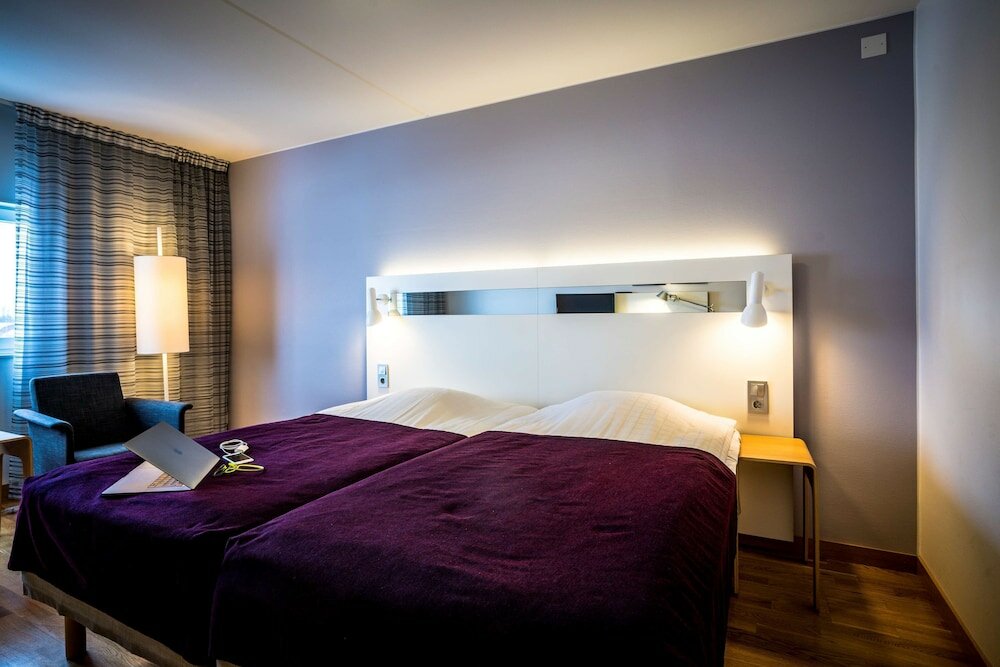 Фото отеля 2