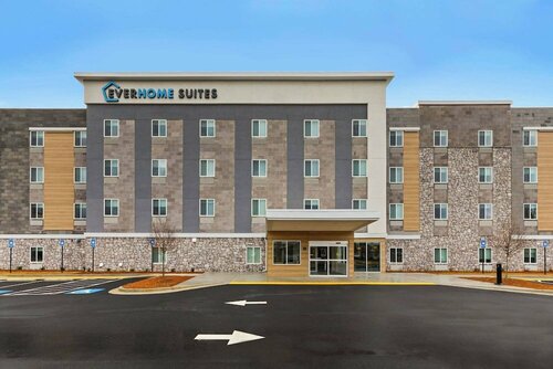 Гостиница Everhome Suites Glendale Sports Entertainment District в Глендейле