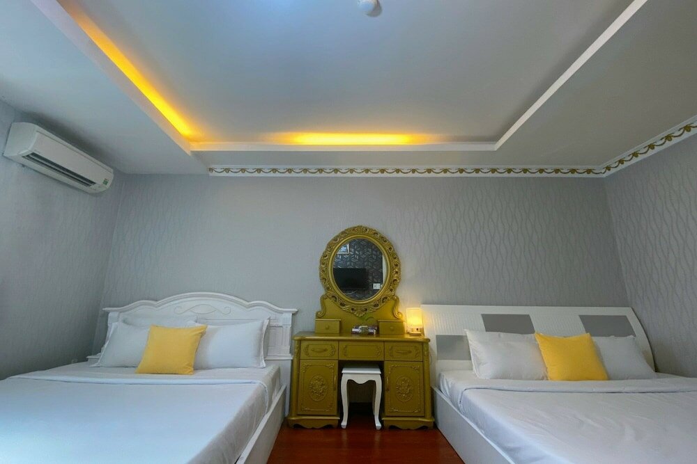 Фото Crowne Bui Vien Hotel