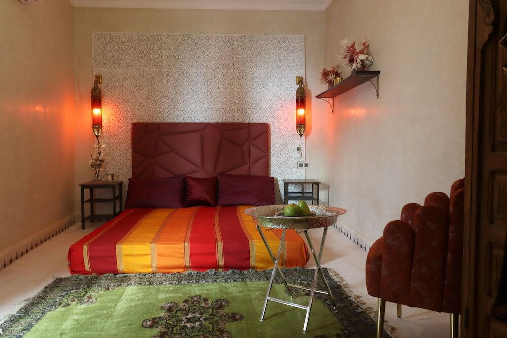 Фото Riad la fayette bed & breakfast
