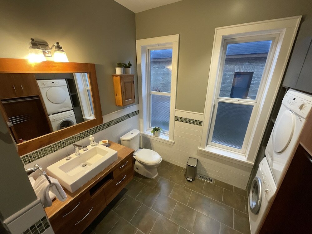 Фото Chalet Au Bon Pain by Fernie Lodging Co