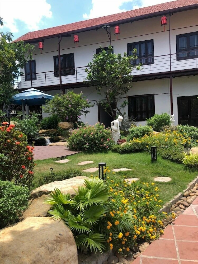 Фото Golden Star Villa Hue