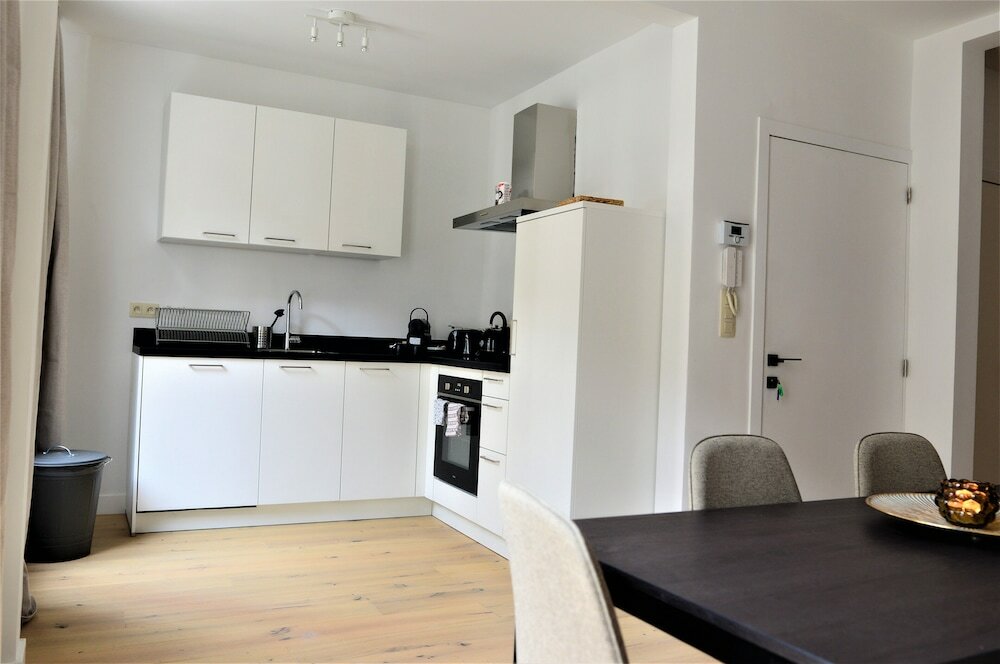 Фото Palace Apartments 2 Bedrooms Antwerp
