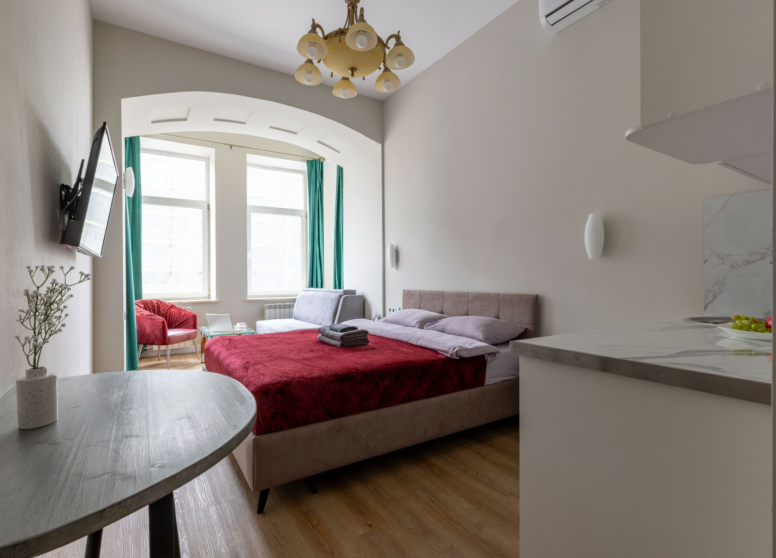 Фото Теплов Кирочная