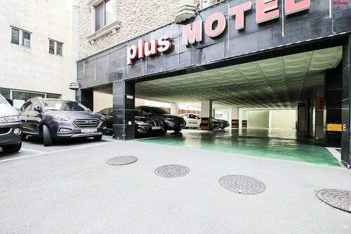 Гостиница Plus Motel в Пусане