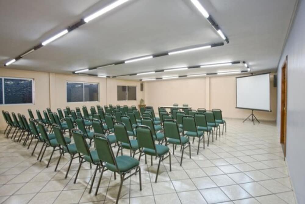 Фото Oft Garden Hotel