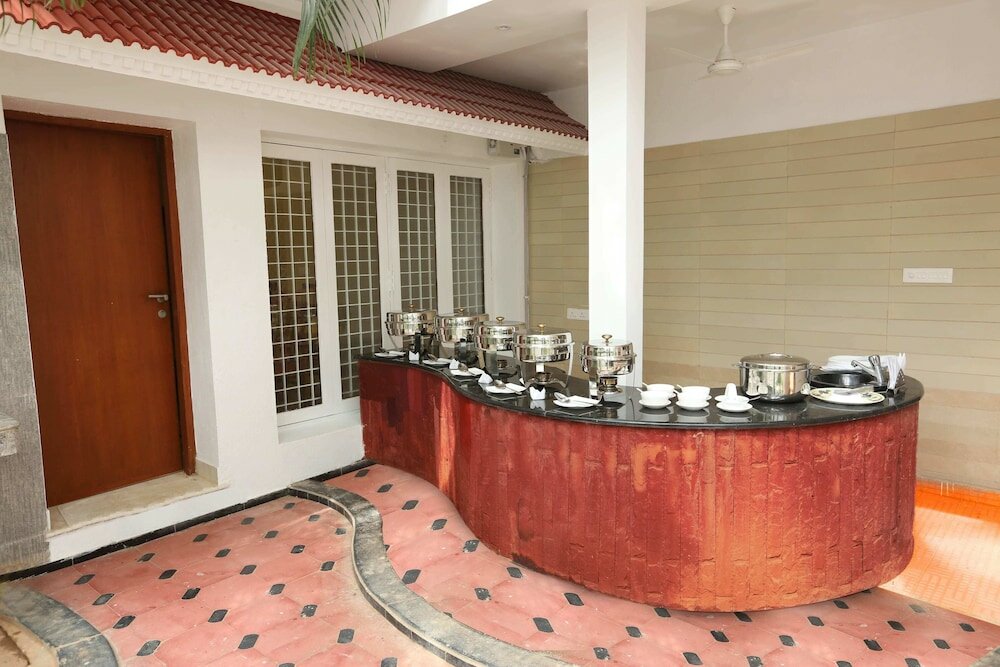 Фото Avenue 11 Boutique Residences