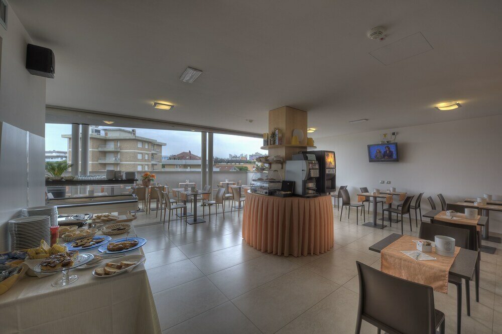 Фото Hotel Pasha