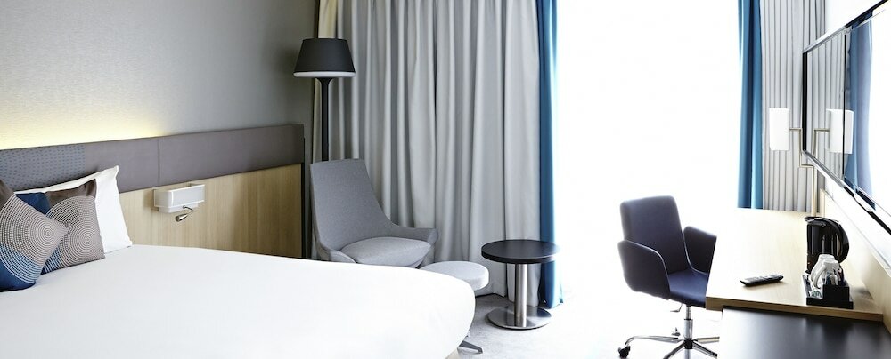 Фото Novotel London Wembley