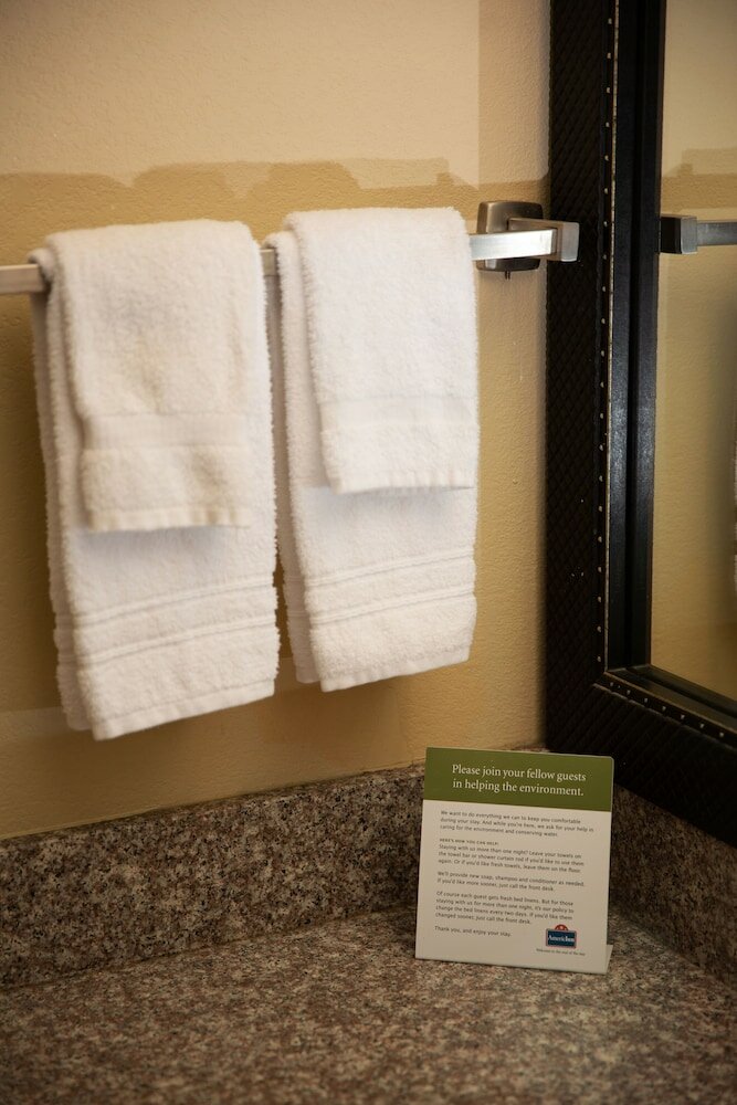 Фото AmericInn by Wyndham Pampa - Event Center