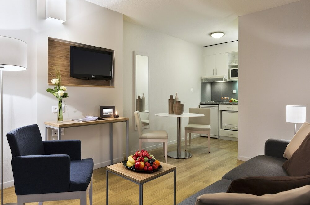 Фото Citadines Prado Chanot Marseille