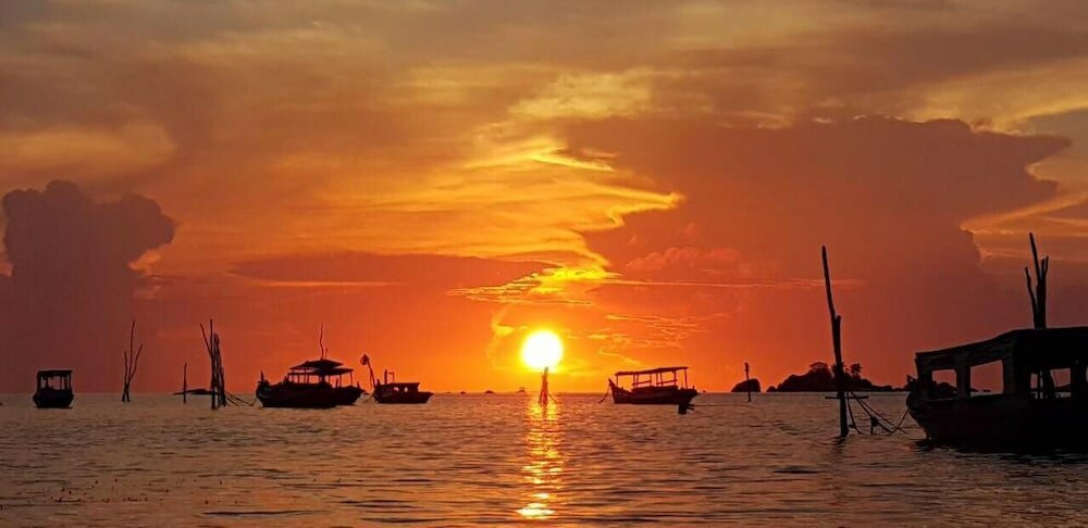 Фото Billiton Hotel & Klub