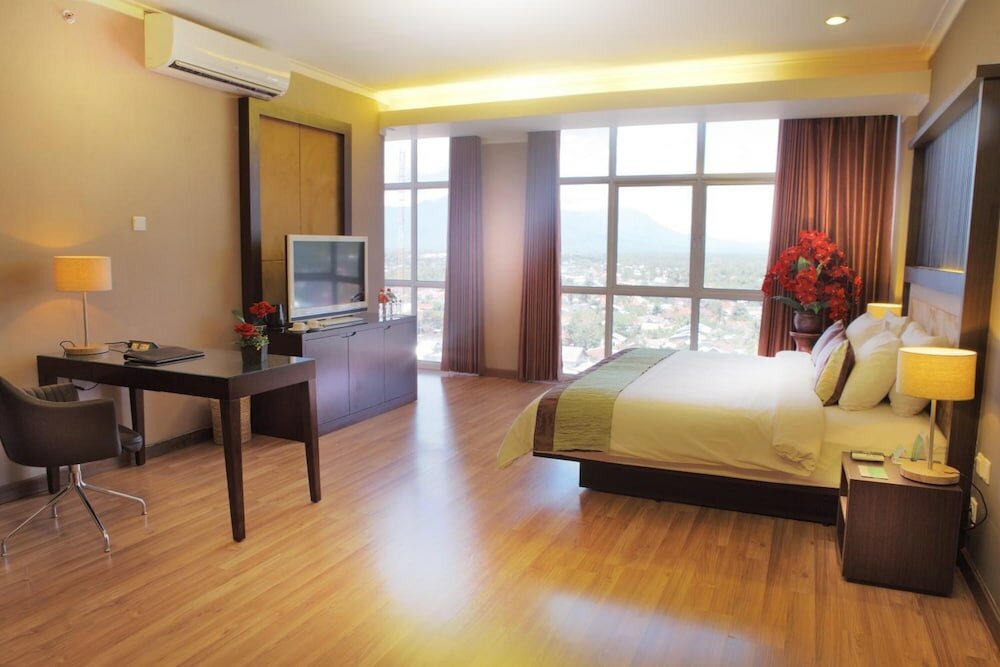 Фото Maqna Hotel