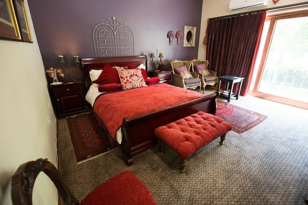 Фото MacGregors Guest House