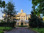 Дом отдыха им. Горького на территории виллы Линтула где жил Горький (Vokzalnaya ulitsa, 1), landmark, attraction