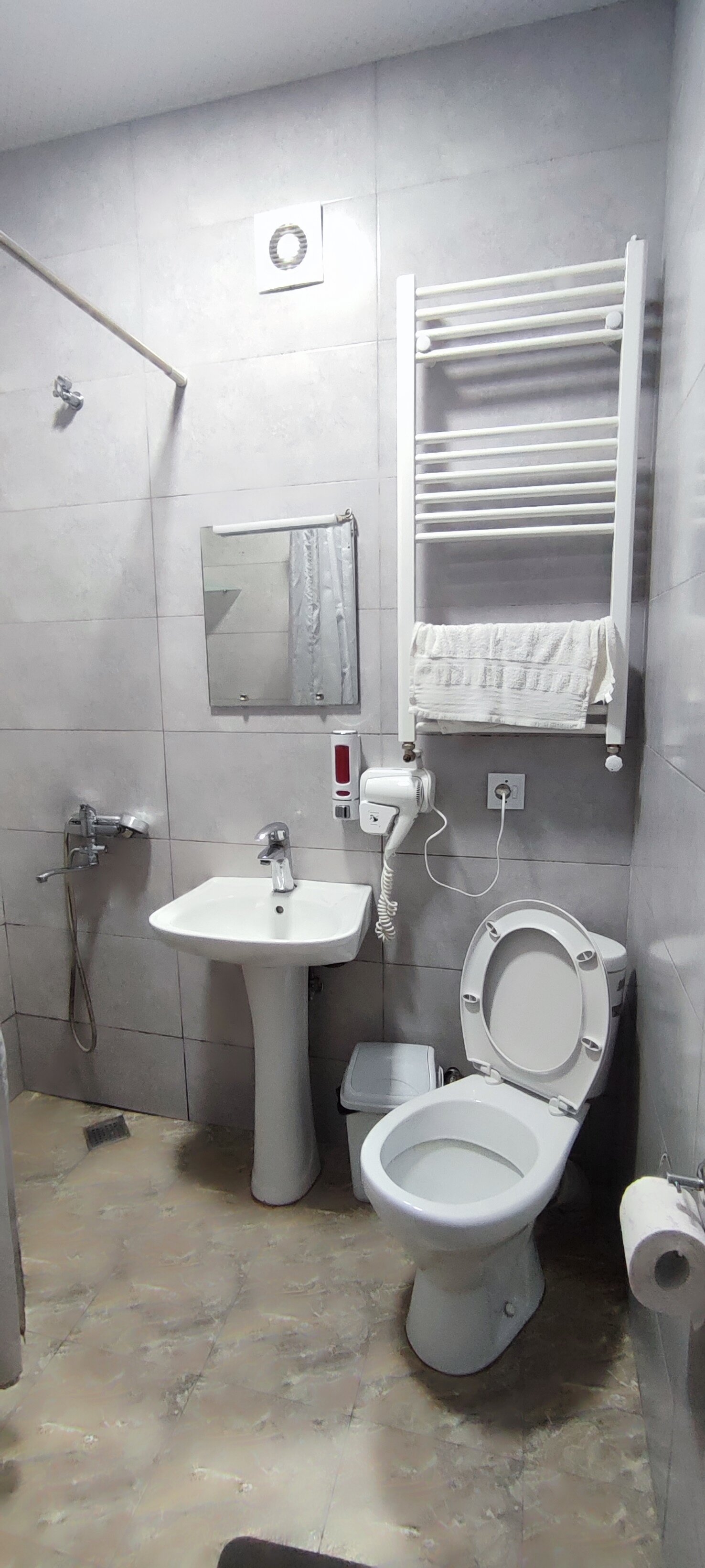 Фото 37867165537